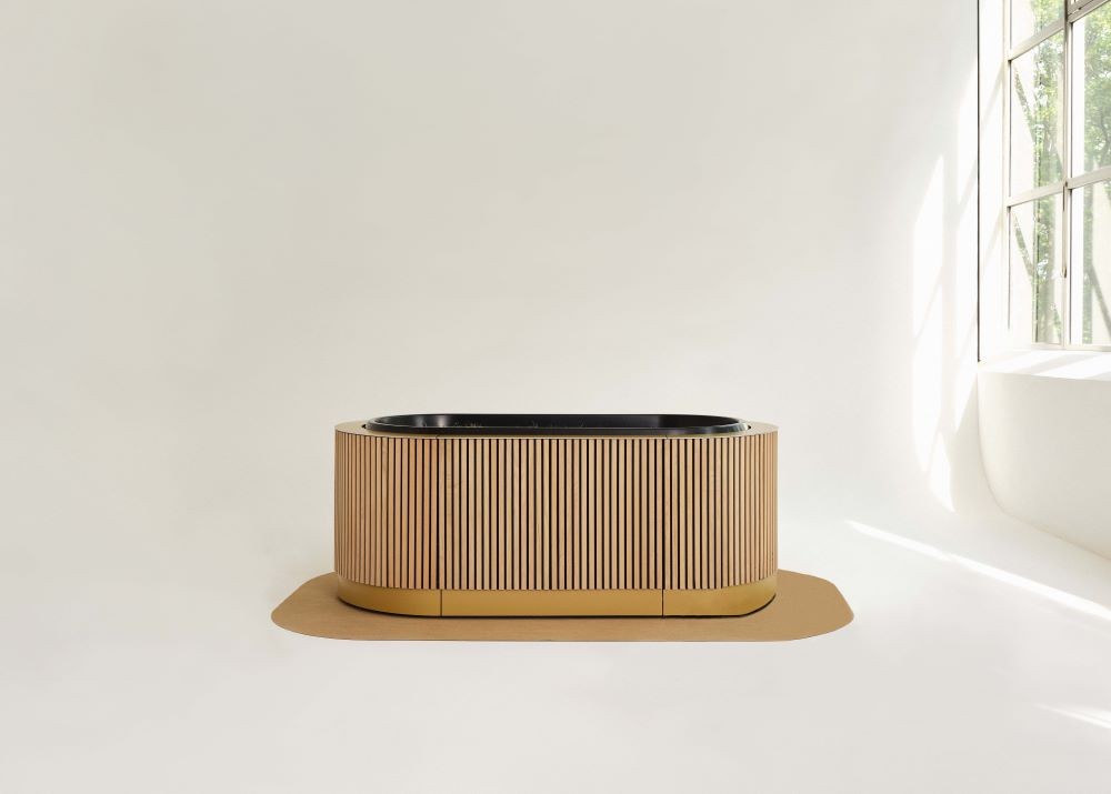 Ein MEINE ERDE Kokon steht in einem hellen Raum